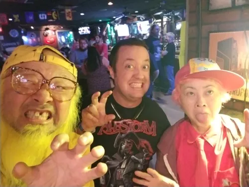 Peelanders and Levi at Yucca