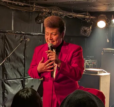 Lead singer of The Nuggets